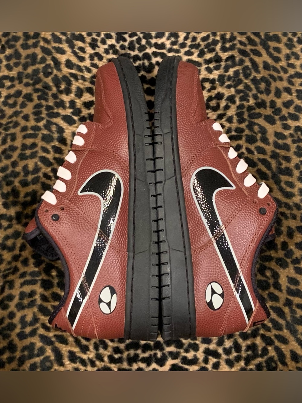 Nike - Picture 5 of 8